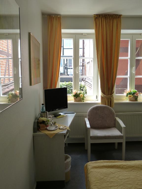Hotel Am Hehlentor Celle Bagian luar foto