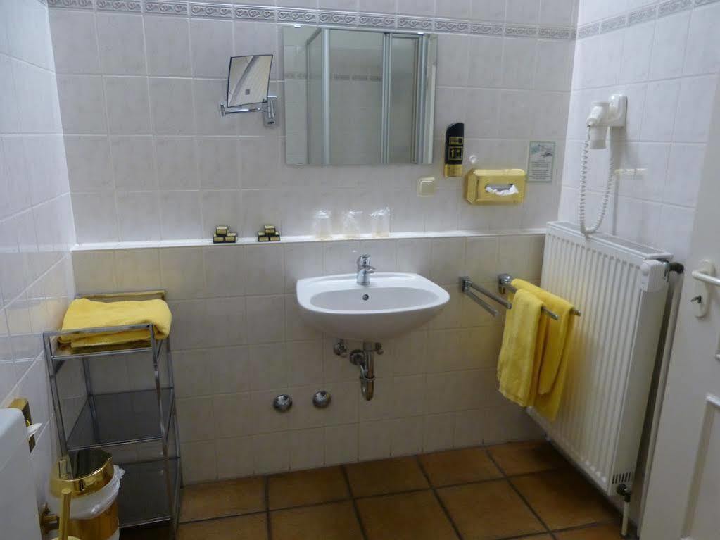 Hotel Am Hehlentor Celle Bagian luar foto