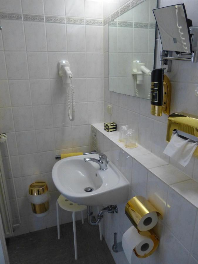 Hotel Am Hehlentor Celle Bagian luar foto
